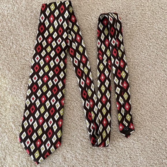 NWOT Vera Bradley for Baekgaard 100% Silk Men’s Tie. - Picture 5 of 10